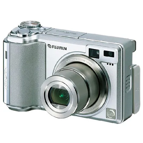 FinePix E550