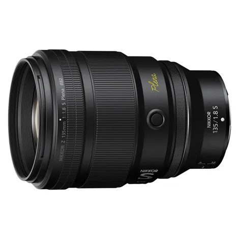 NIKKOR Z 135mm f/1.8 S Plena