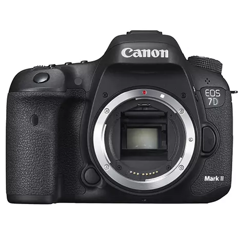 EOS 7D Mark II ボディ