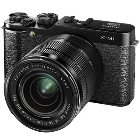 X-M1 ダブルズームレンズキット ブラック